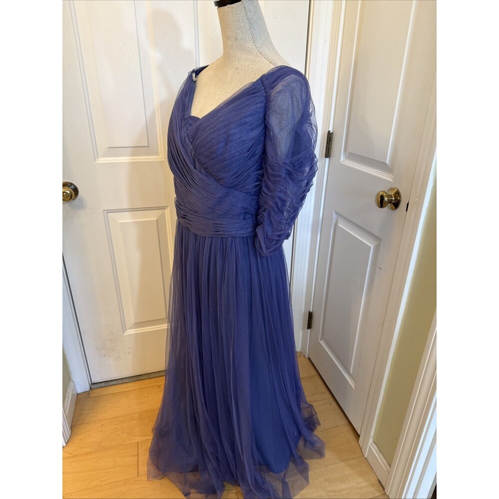 PERFECT PURPLE jade By Jasmine Women’s size 22 long mesh gown short sleeves
